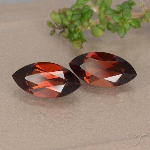 Pedras preciosas de Granada Piropo Vermelho escuro natural de 2.80 ct, Marquesa, VVS-VS
