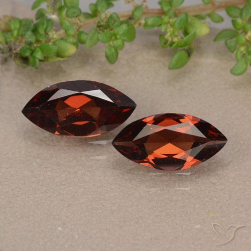 2.15ctw Natural vermelho médio Granada Piropo, Marquesa, VVS-VS