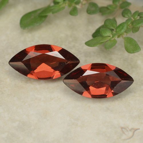 1.83ctw Natural Vermelho escuro Granada Piropo, Marquesa, VVS-VS