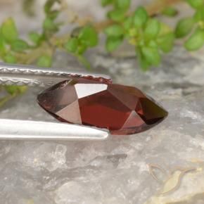 Granada Piropo Vermelho escuro Natural 1.36ct, Marquesa, VS