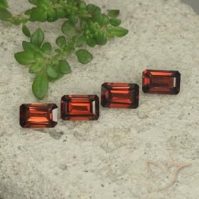 Pedras preciosas de Granada Piropo vermelho médio natural de 2.28 ct, Corte Octógono / Esmeralda, VS