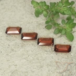 Pedras preciosas de Granada Piropo vermelho médio natural de 2.06 ct, Corte Octógono / Esmeralda, VS