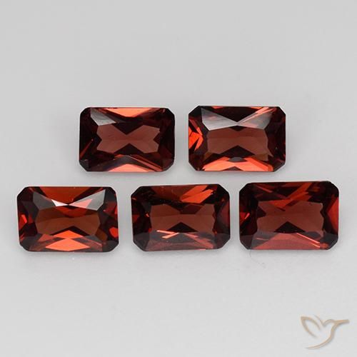 2.76ctw Natural Vermelho escuro Granada Piropo, Corte Esmeralda, VVS-VS