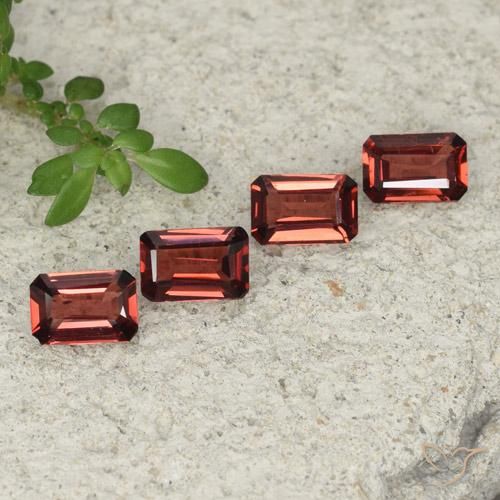 Pedras preciosas de Granada Piropo Vermelho escarlate natural de 2.12 ct, Corte Octógono / Esmeralda, VVS-VS
