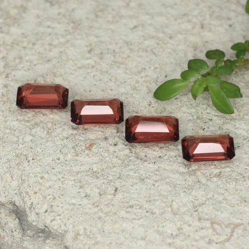 Pedras preciosas de Granada Piropo Vermelho escarlate natural de 2.12 ct, Corte Octógono / Esmeralda, VVS-VS