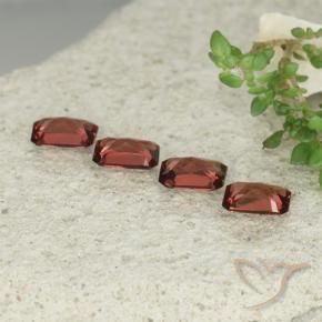 Pedras preciosas de Granada Piropo Vermelho escuro natural de 2.42 ct, Corte Octógono / Esmeralda, VVS-VS