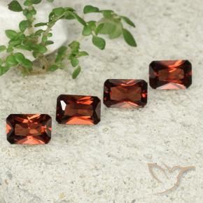 Pedras preciosas de Granada Piropo vermelho médio natural de 2.45 ct, Corte Octógono / Esmeralda, VVS-VS