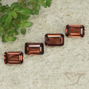 Pedras preciosas de Granada Piropo vermelho médio natural de 1.99 ct, Corte Octógono / Esmeralda, VS