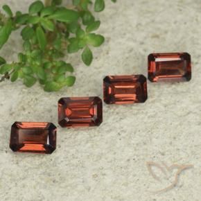 Pedras preciosas de Granada Piropo vermelho médio natural de 2.70 ct, Corte Octógono / Esmeralda, VS