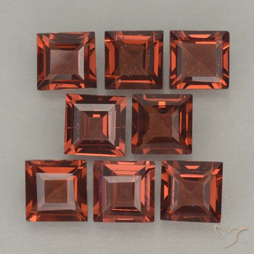 3.16ctw Natural Vermelho escuro Granada Piropo, Quadrado, VVS-VS