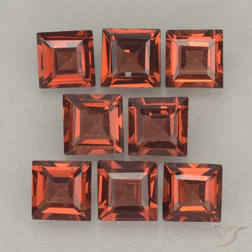 3.22ctw Natural Vermelho escarlate Granada Piropo, Quadrado, VVS-VS