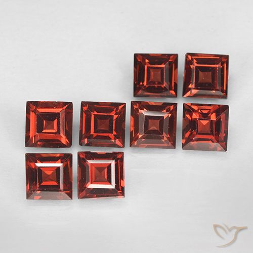 3.56ctw Natural vermelho médio Granada Piropo, Quadrado, VVS-VS