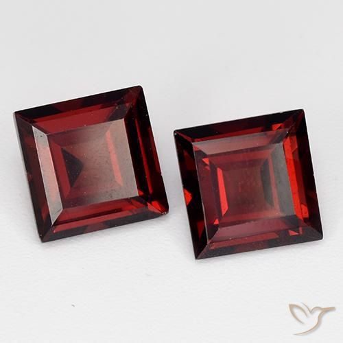 4.27ctw Natural Vermelho escuro Granada Piropo, Quadrado, VVS-VS