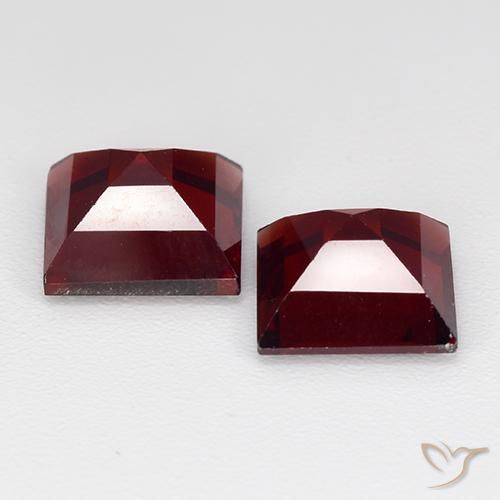 Pedras preciosas de Granada Piropo Vermelho escuro natural de 4.27 ct, Quadrado, VVS-VS