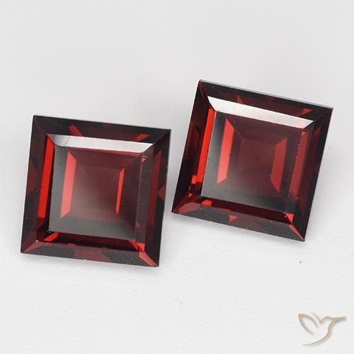 Pedras preciosas de Granada Piropo Vermelho Sangue Profundo natural de 4.29 ct, Quadrado, VVS-VS