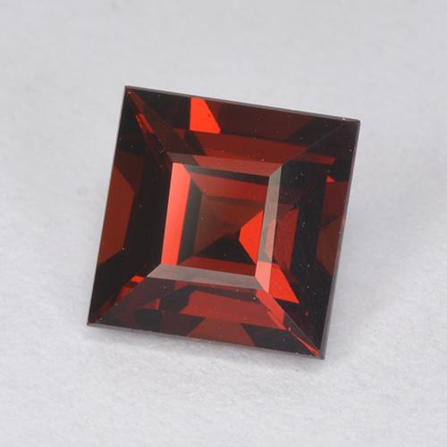 Granada piropo vermelho natural 1,53ct, quadrado, VVS