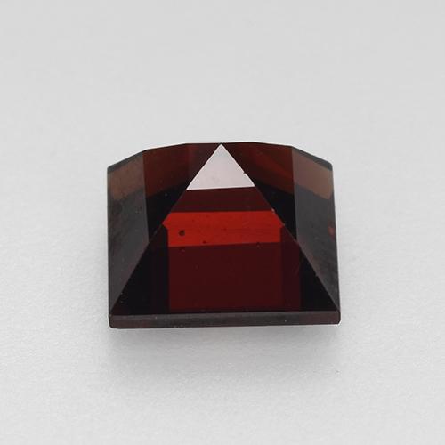 Granada piropo vermelho natural 1,57ct, quadrado, VVS-VS