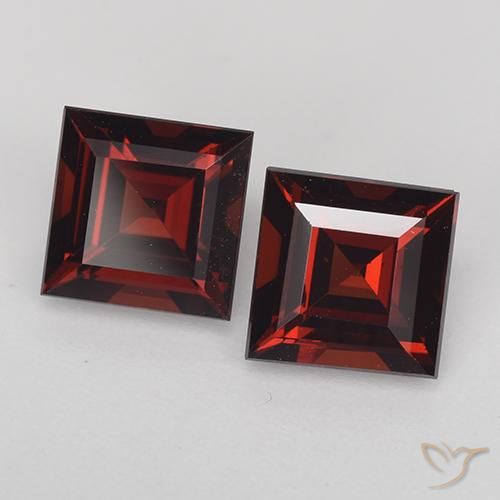 Pedras preciosas de Granada Piropo Vermelho escuro natural de 2.92 ct, Quadrado, VVS-VS