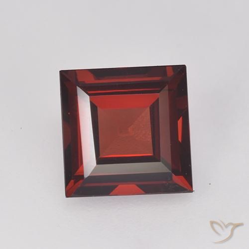 2.03ct Natural Vermelho Sangue Profundo Granada Piropo, Quadrado, VVS-VS