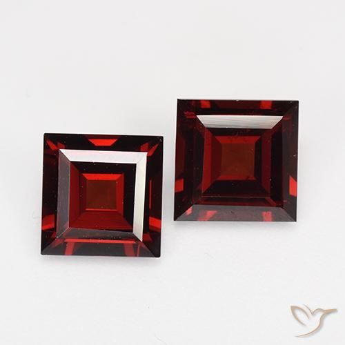 3.91ctw Natural Vermelho escuro Granada Piropo, Quadrado, VVS-VS