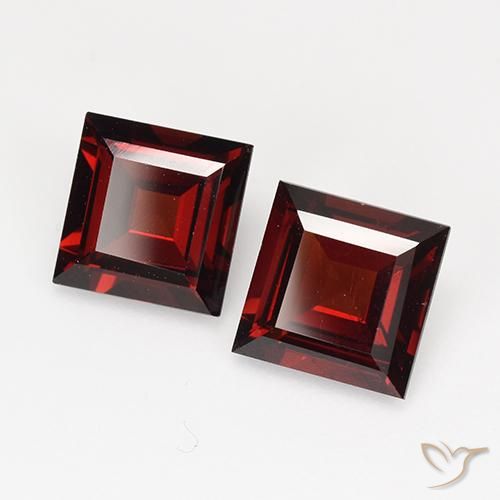 Pedras preciosas de Granada Piropo Vermelho escuro natural de 3.91 ct, Quadrado, VVS-VS