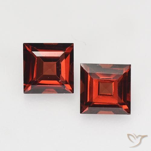 0.89ctw Natural Vermelho escuro Granada Piropo, Quadrado, VVS-VS