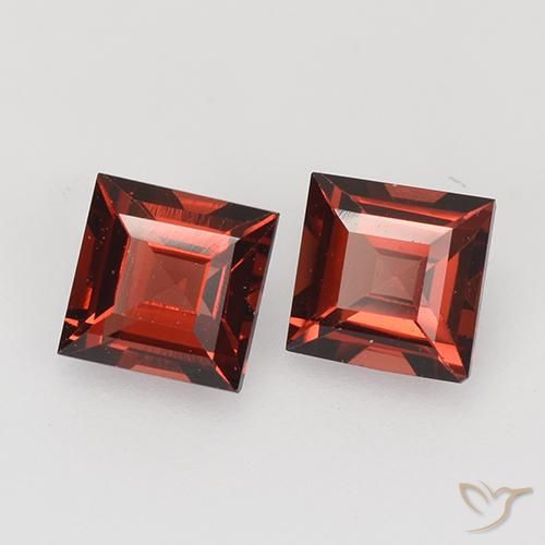 Pedras preciosas de Granada Piropo Vermelho Escarlate Profundo natural de 0.92 ct, Quadrado, VVS-VS