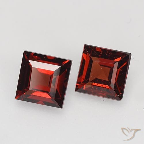 Pedras preciosas de Granada Piropo Vermelho Sangue Profundo natural de 0.99 ct, Quadrado, VVS-VS