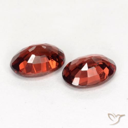 Pedras preciosas de Granada Piropo groselha vermelha natural de 1.96 ct, oval, VVS-VS