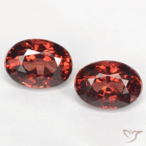 Pedras preciosas de Granada Piropo Vermelho Escarlate Profundo natural de 2.52 ct, Corte Oval, VVS-VS