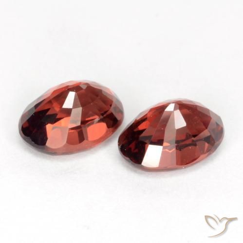 Pedras preciosas de Granada Piropo Vermelho Escarlate Profundo natural de 2.52 ct, Corte Oval, VVS-VS