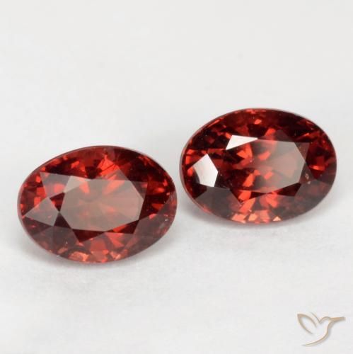 Pedras preciosas de Granada Piropo Vermelho escuro natural de 2.49 ct, oval, VS