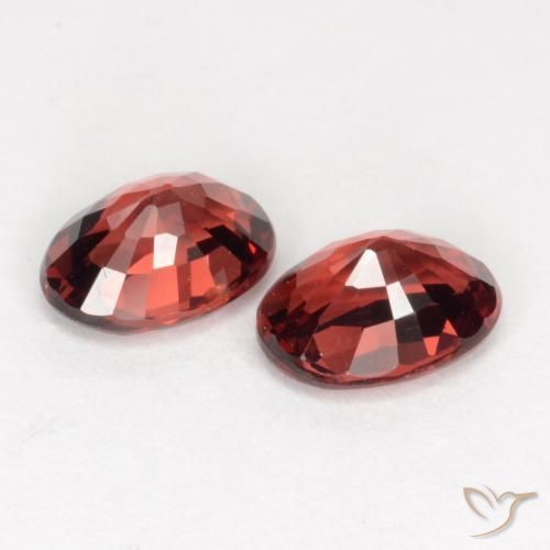 Pedras preciosas de Granada Piropo Vermelho escuro natural de 2.07 ct, oval, VS