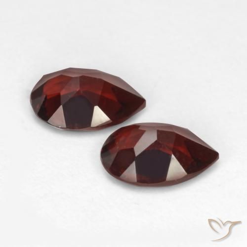Pedras preciosas de Granada Piropo Vermelho escuro natural de 1.62 ct, Formato de pêra, VVS-VS