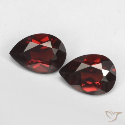 1.71ctw Natural Vermelho escuro Granada Piropo, Formato de pêra, VVS-VS