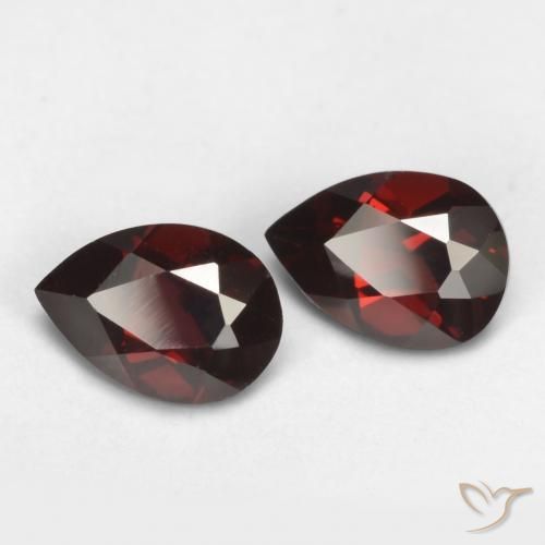 Pedras preciosas de Granada Piropo Vermelho escuro natural de 1.71 ct, Formato de pêra, VVS-VS