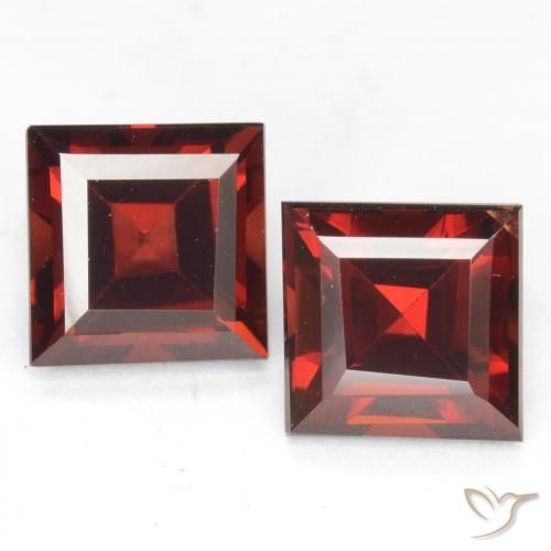 Pedras preciosas de Granada Piropo Vermelho escuro natural de 4.46 ct, Quadrado, VVS-VS