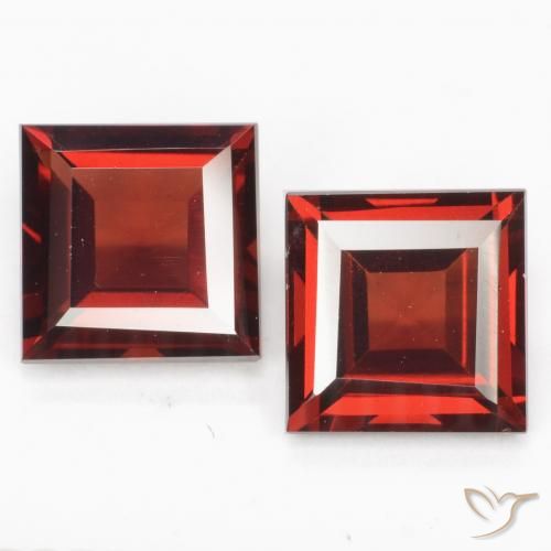4.13ctw Natural vermelho médio Granada Piropo, Quadrado, VVS-VS