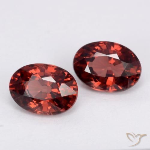Pedras preciosas de Granada Piropo Vermelho escuro natural de 2.20 ct, oval, VVS-VS