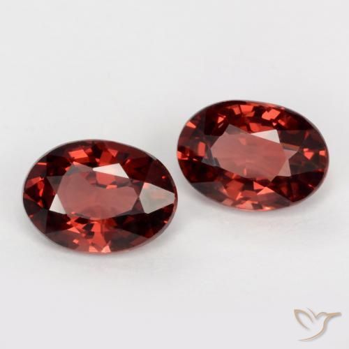 Pedras preciosas de Granada Piropo Vermelho Escarlate Profundo natural de 2.00 ct, oval, VS