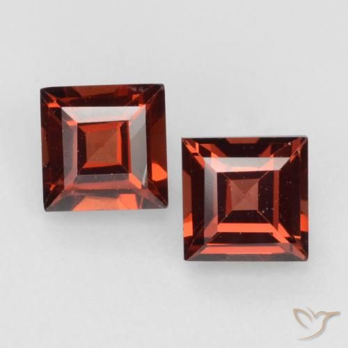0.94ctw Natural Vermelho escuro Granada Piropo, Quadrado, VVS-VS