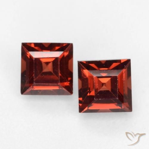 1.02ctw Natural Vermelho escuro Granada Piropo, Quadrado, VVS-VS