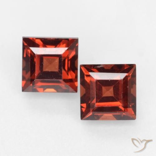 1.04ctw Natural vermelho médio Granada Piropo, Quadrado, VVS-VS