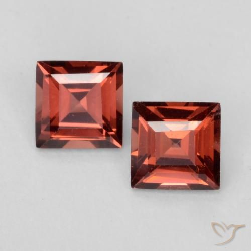 0.88ctw Natural Vermelho médio-escuro Granada Piropo, Quadrado, VVS-VS