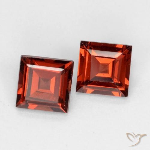 Pedras preciosas de Granada Piropo Vermelho escarlate natural de 0.92 ct, Quadrado, VVS-VS
