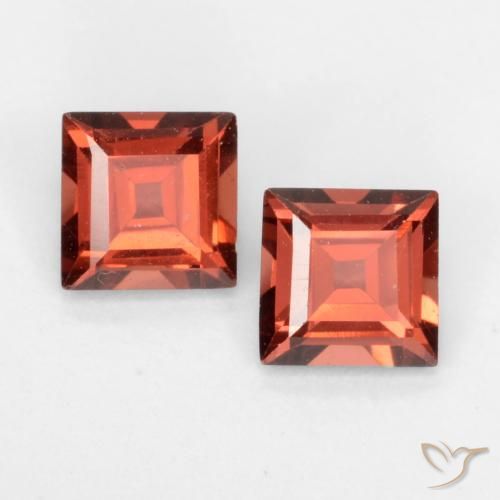 0.88ctw Natural Vermelho escarlate Granada Piropo, Quadrado, VVS-VS