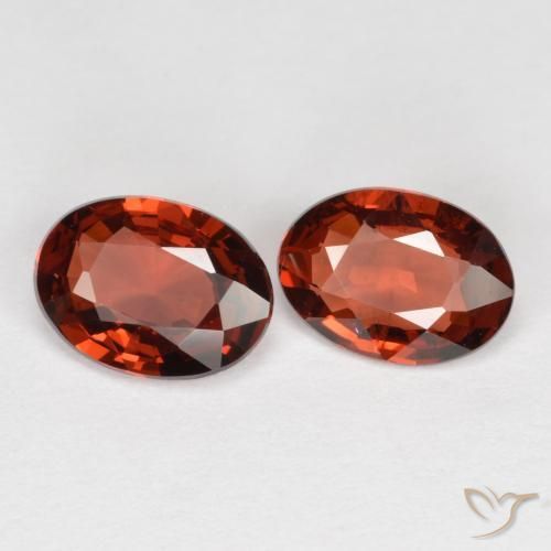 Pedras preciosas de Granada Piropo Vermelho escarlate natural de 1.53 ct, oval, VS