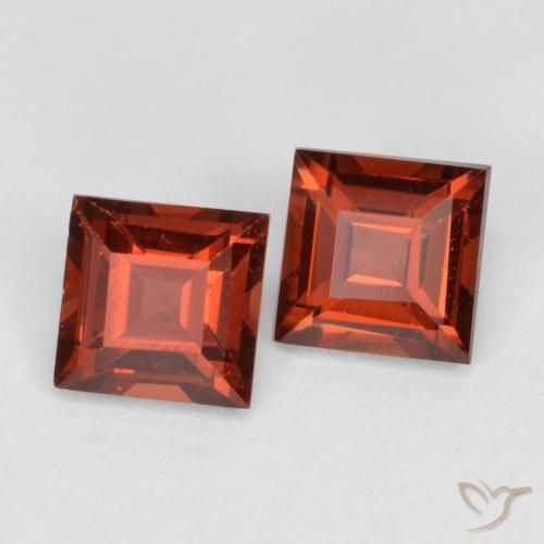 Pedras preciosas de Granada Piropo vermelho médio natural de 0.87 ct, Quadrado, VS