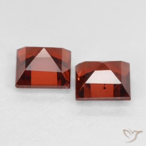 Pedras preciosas de Granada Piropo vermelho médio natural de 0.89 ct, Quadrado, VS
