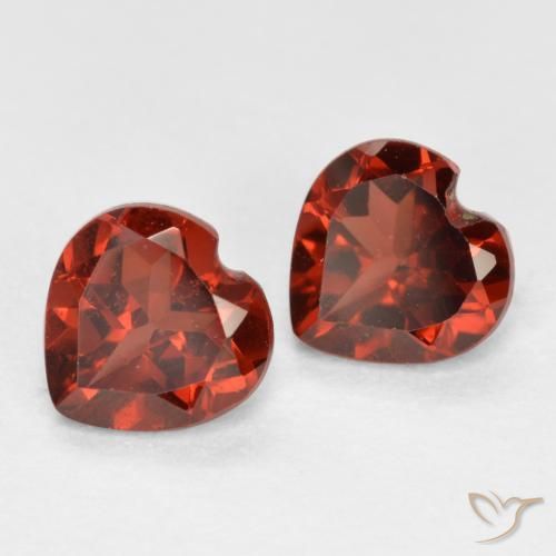 Pedras preciosas de Granada Piropo vermelho médio natural de 1.16 ct, Coração, VS